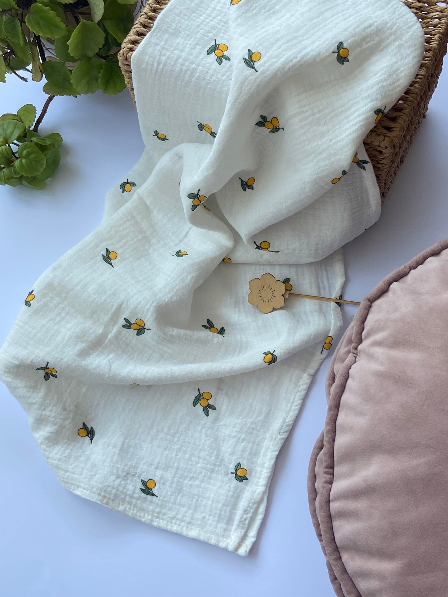 Swaddle M blanco limones