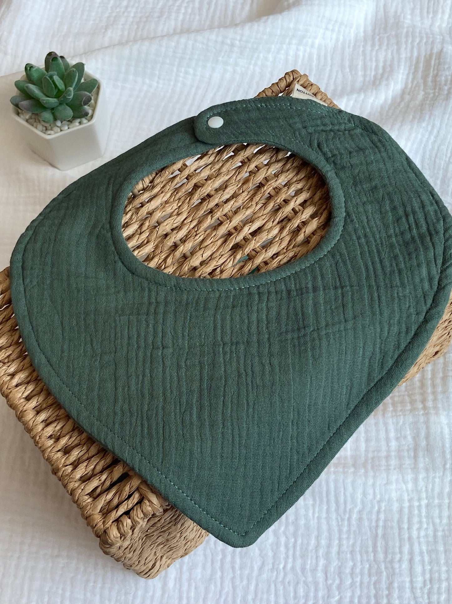 Babero bandana verde