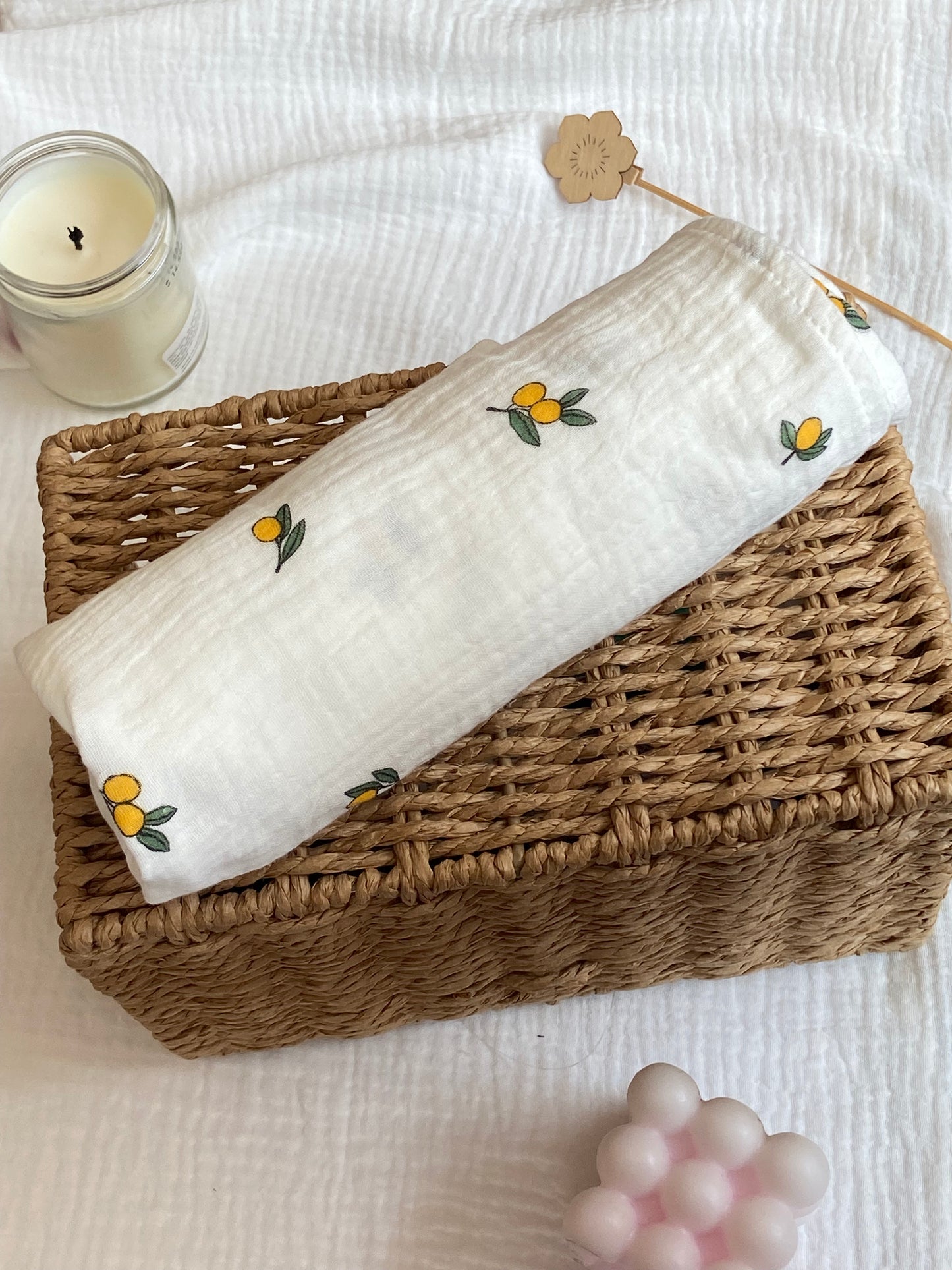 Swaddle M blanco limones