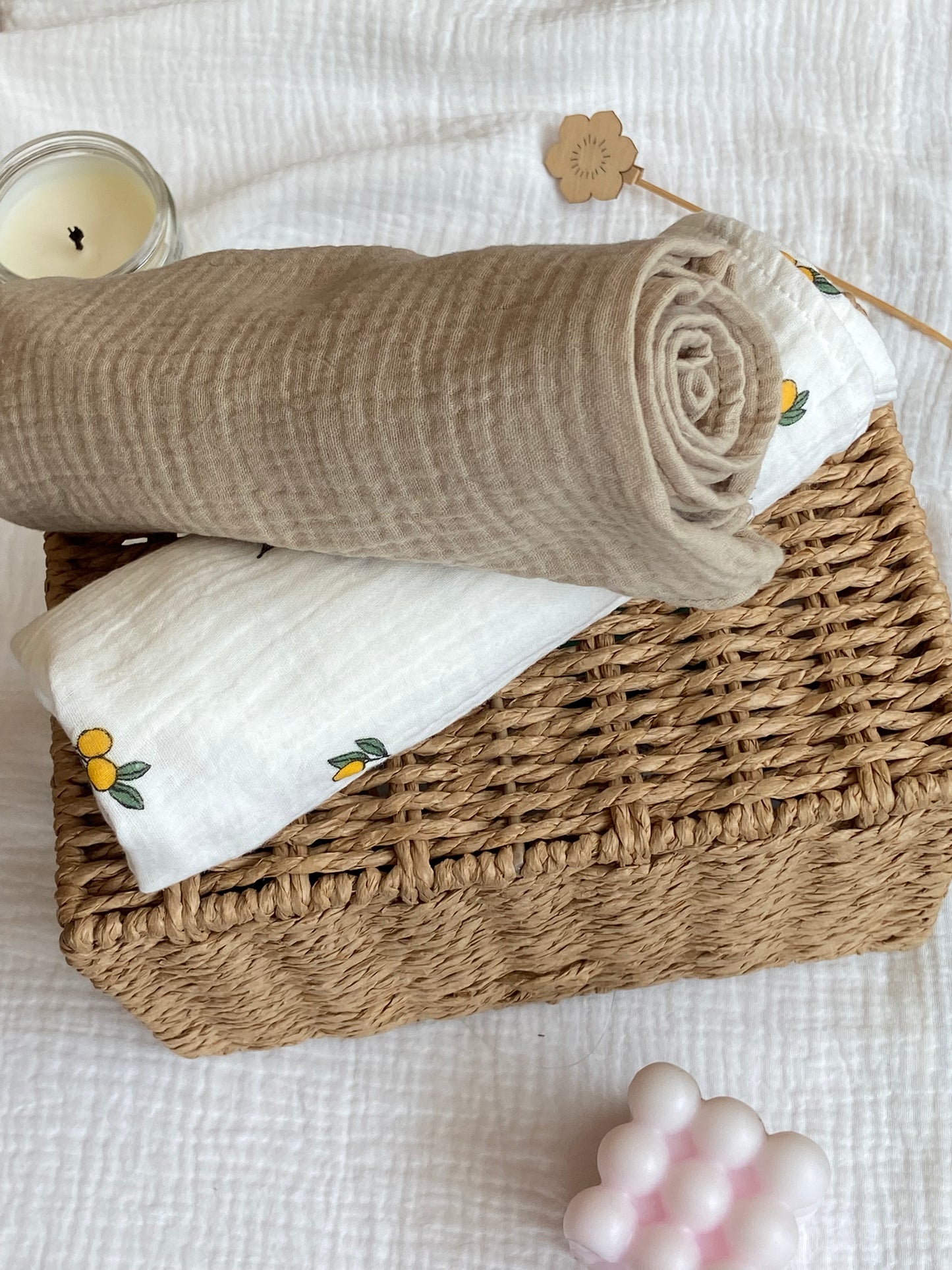 Swaddle M blanco limones