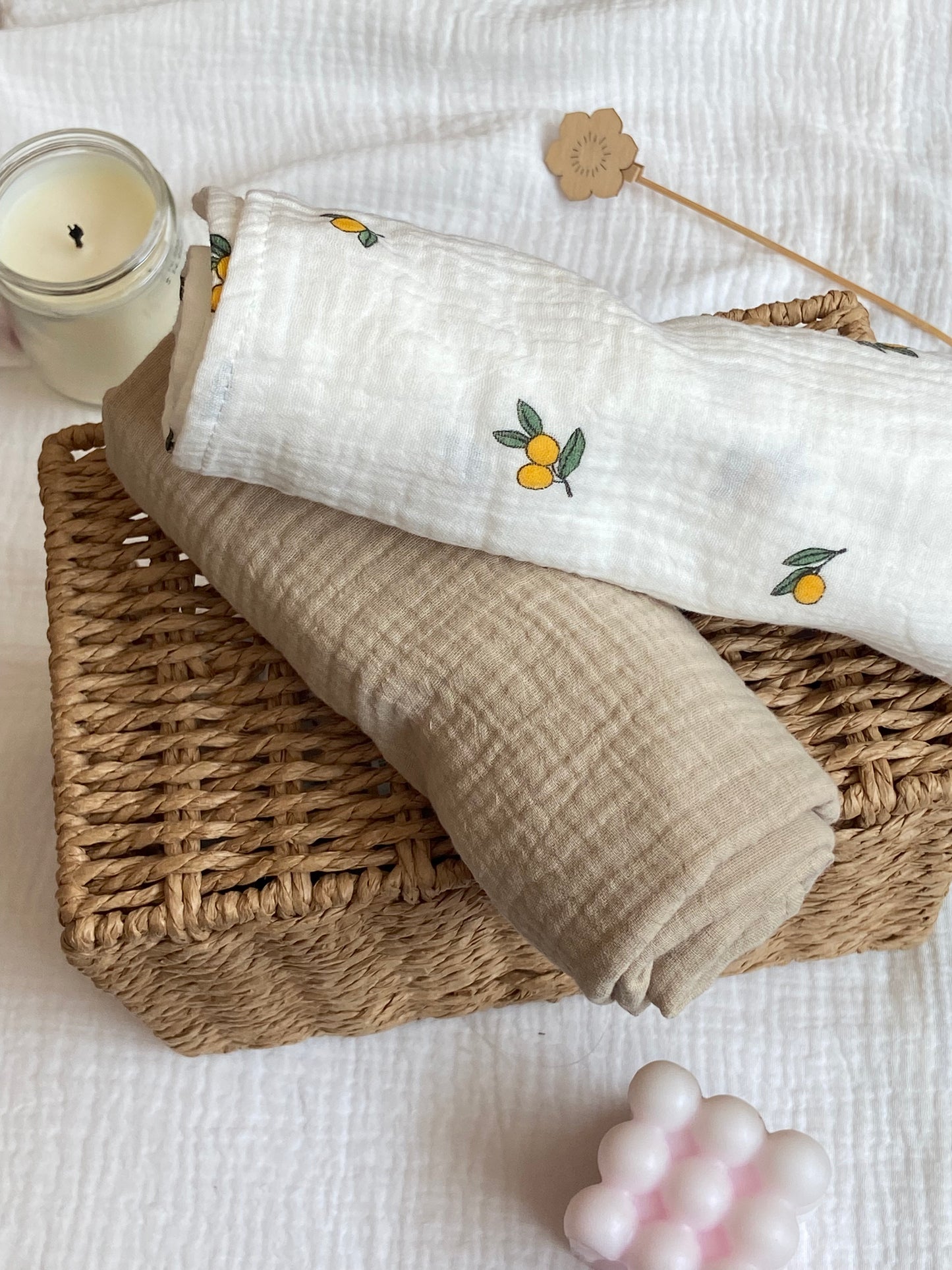 Swaddle M blanco limones