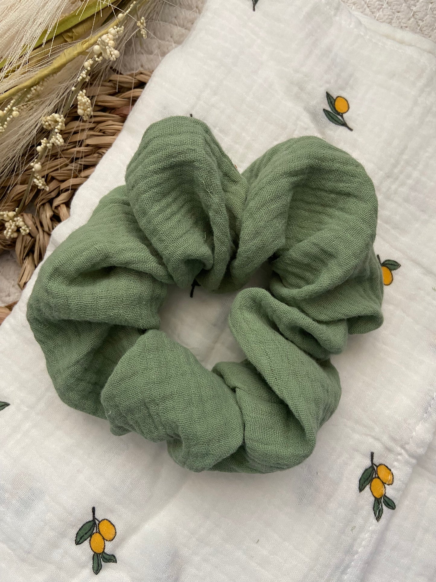 Scrunchie verde musgo